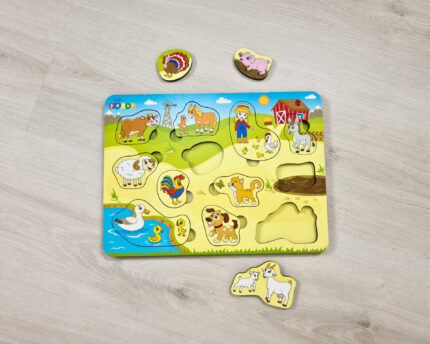 Puzzle de encaixar educativo "Quinta engraçada",  30x22