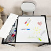 Mesa de atividades infantil cinzenta com luz LED Montessori e tampa reversível