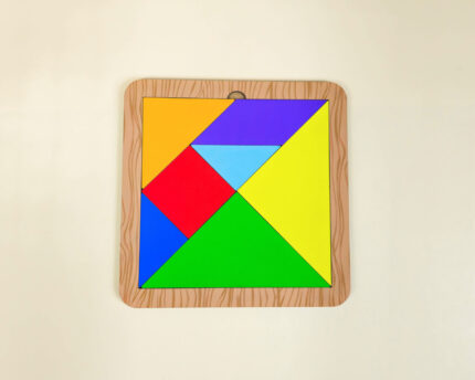 Quebra-cabeça "Tangram"