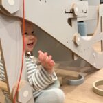 Torre de aprendizagem Montessori 4 em 1 Cinzenta – Aprendizagem, Mesa, Cadeira e Quadro Branco photo review